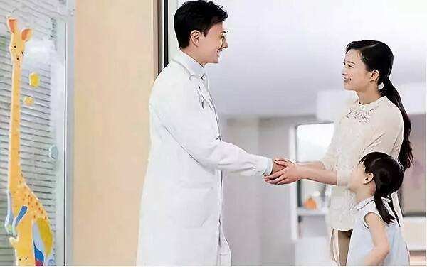 一女子康复后占病房6年，究竟是怎么回事？