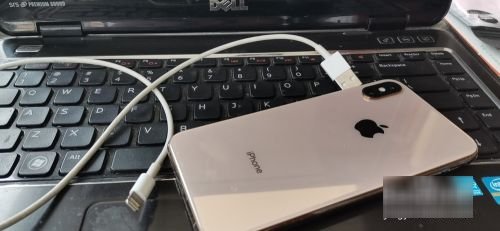 苹果手机怎么连接电脑