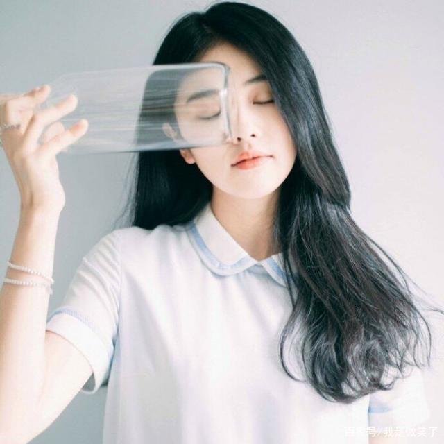 男人想你了,控制不住想见你,他会有哪些表现呢?