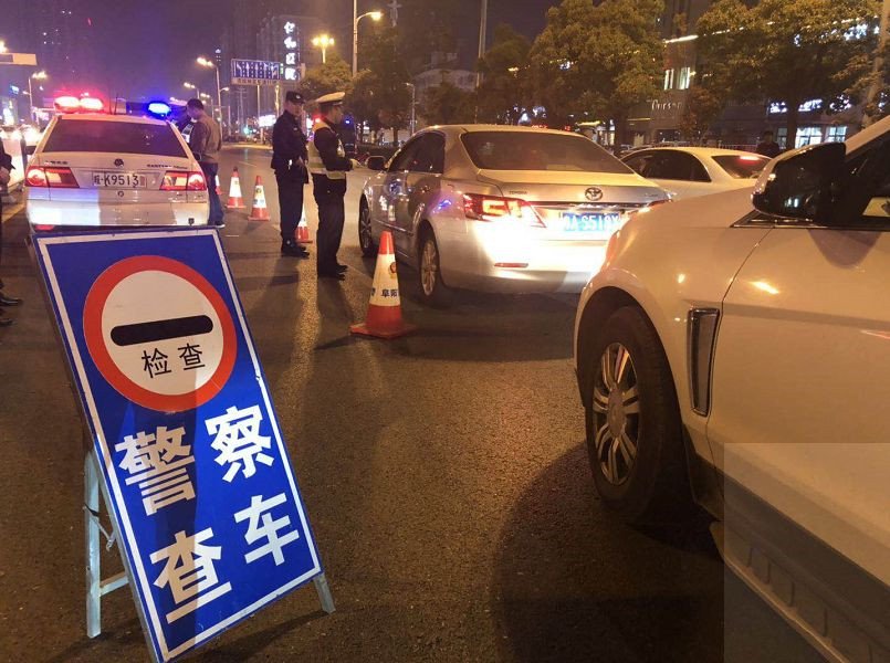 玛莎拉蒂女司机醉驾喊的“于伟”究竟是谁？此事有何最新进展？