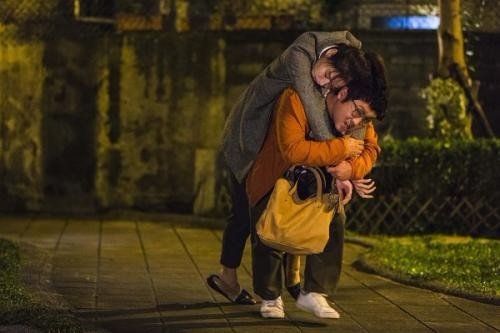 前任和现任睡过，还找你复合是怎样？