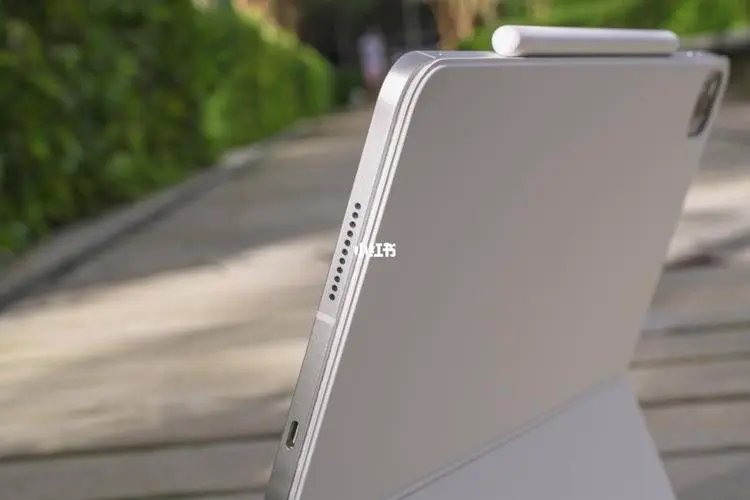 苹果将推出新款iPadPro:搭载M2芯片,该芯片有何优势?