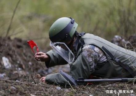 地雷是什么时候发明的,地球上还有多少地雷没被拆?