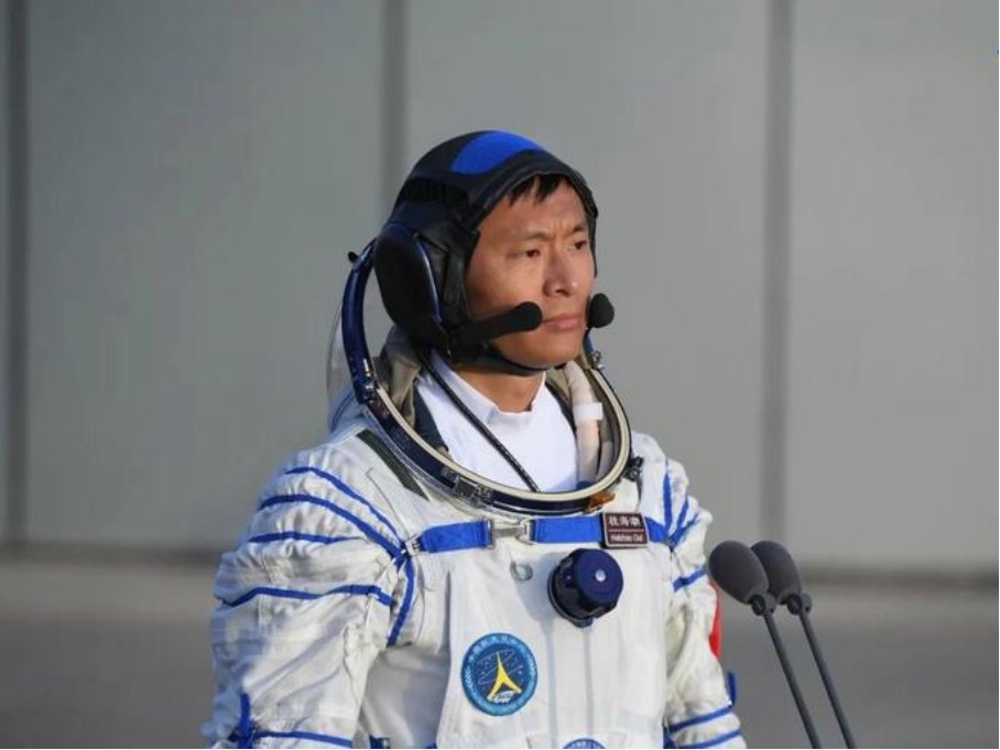 神十六宇航员名单