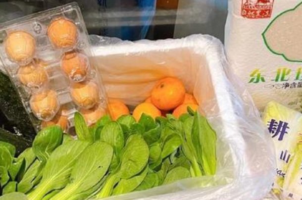 谢娜张杰夫妇捐赠物资驰援上海，现在的上海还缺少哪些物资？