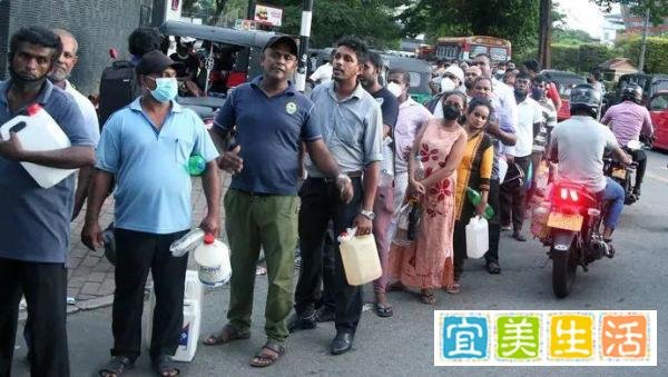 “国家破产”了，斯里兰卡的“蝴蝶效应”要来了