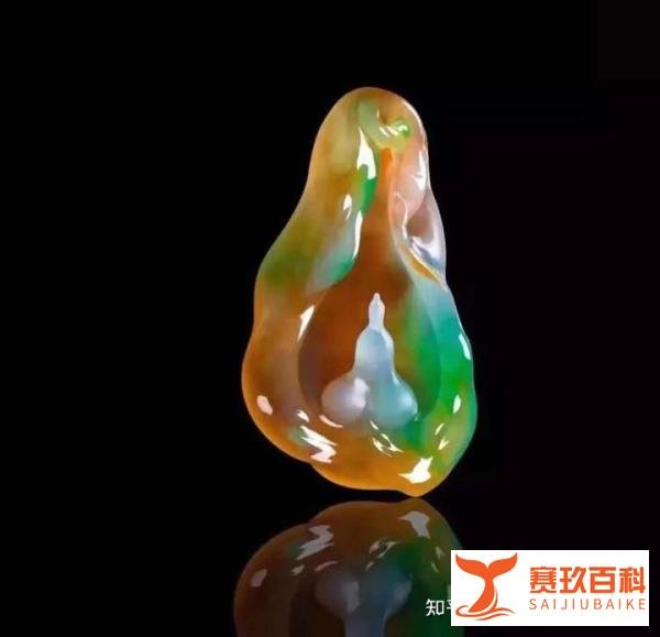 怎么判断翡翠手镯的价格,如何对翡翠饰品进行有效的估价