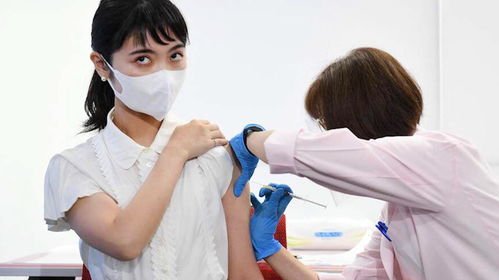 日本新冠疫苗接种再闹乌龙:百余人被接种过期疫苗,将如何追责?