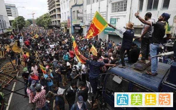 “国家破产”了，斯里兰卡的“蝴蝶效应”要来了