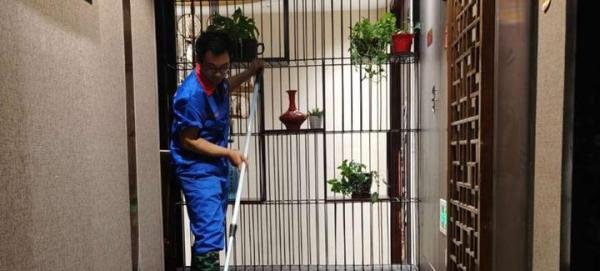 世卿防滑:地面防滑砖多少钱一块人工