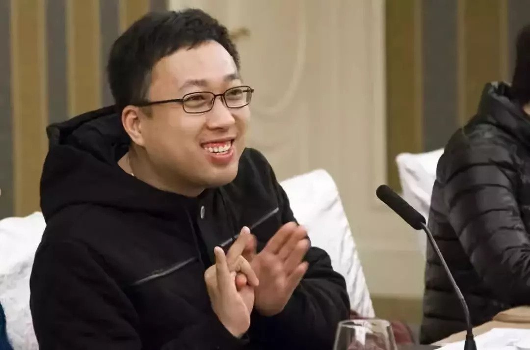 当年琼瑶起诉于正抄袭《梅花烙》,于正赔款后为何一直拒绝道歉?