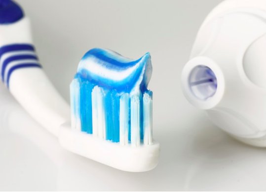 牙膏列为普通化妆品禁止宣称美白是怎么回事?