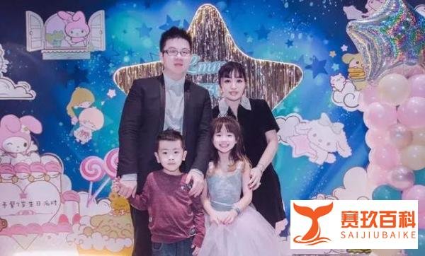 年入千万、爱马仕成山的上海第一白富美，baby秦奋都抢着当朋友！