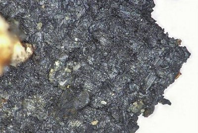 三星堆出土目前最大面积丝织品残留，这些丝绸为何能得以保留？